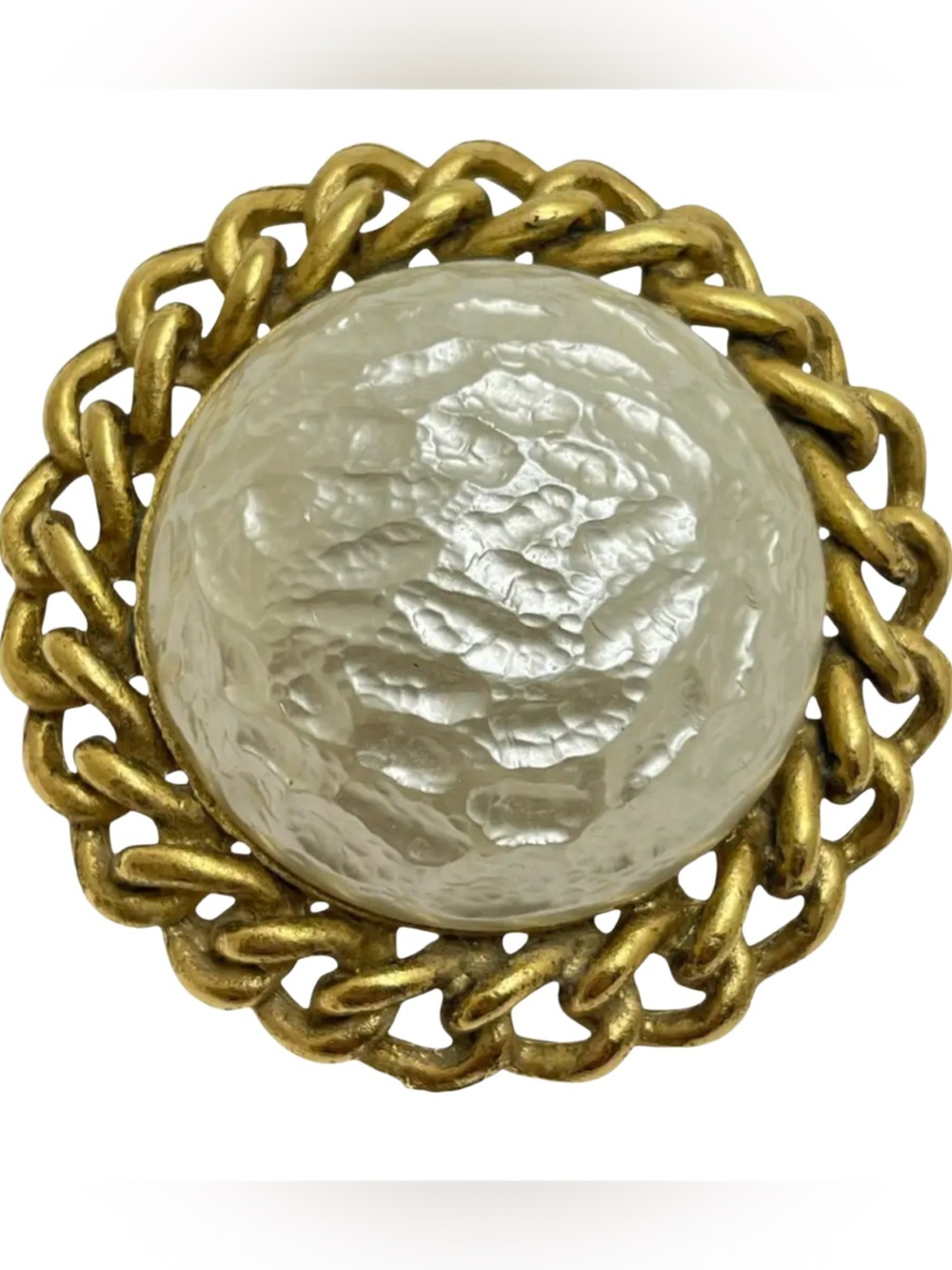 Vintage 1960’s Sarah Coventry Baroque Goddess Gold Tone Faux Pearl Brooch